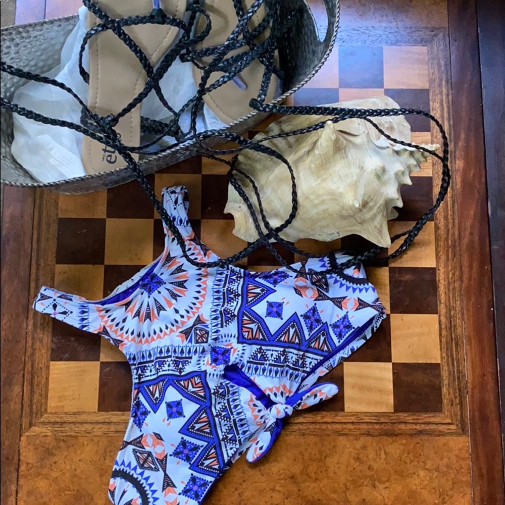 **Rip Curl** bikini top!!!